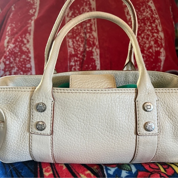 Michael Kors handbag - Picture 3 of 9